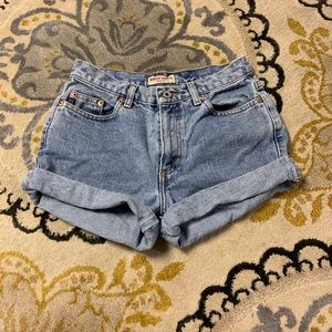 Vintage Levi’s shorts